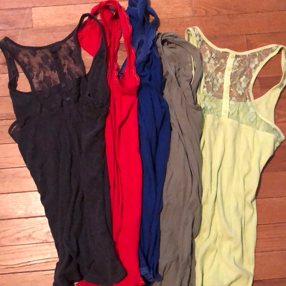 Bundle of American Eagle tank tops (5)
